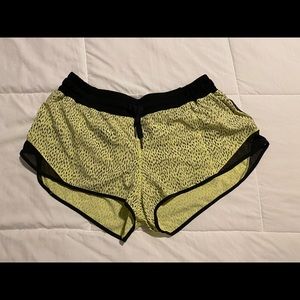 Lululemon Hotty Hot Short